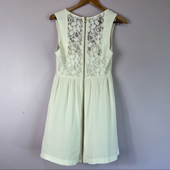 KIMCHI BLUE Urban Outfitters Lace Bodice Zipper Creme Mini Dress Pockets Size  2 - Picture 2 of 12